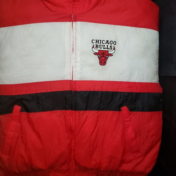 Vintage 90's Russell Locker Line NBA Chicago Bulls Red Zippered Jacket Mens XXL - Picture 2 of 14